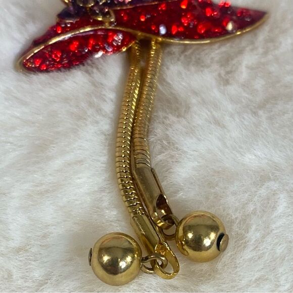 Vintage Red Hat Adjustable Lariat Necklace Rhinestone Pendant Gold Tone Necklace - Picture 5 of 7
